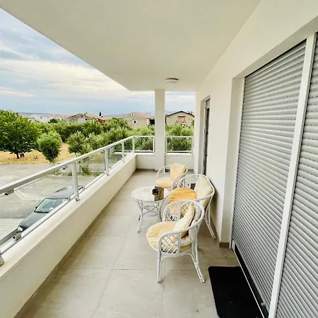 Alida Valli Apartment Kastela