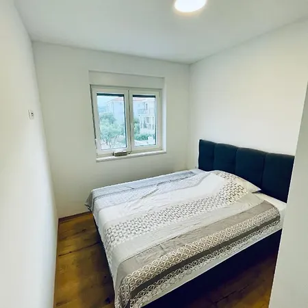 Apartment Alida Valli
